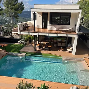 Villa Vicente, Canyelles (Catalonia)